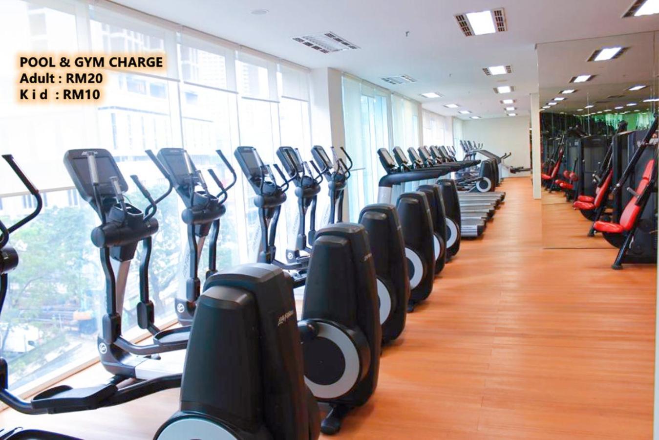 Soho Suites Klcc By 21 Century Travel クアラルンプール エクステリア 写真